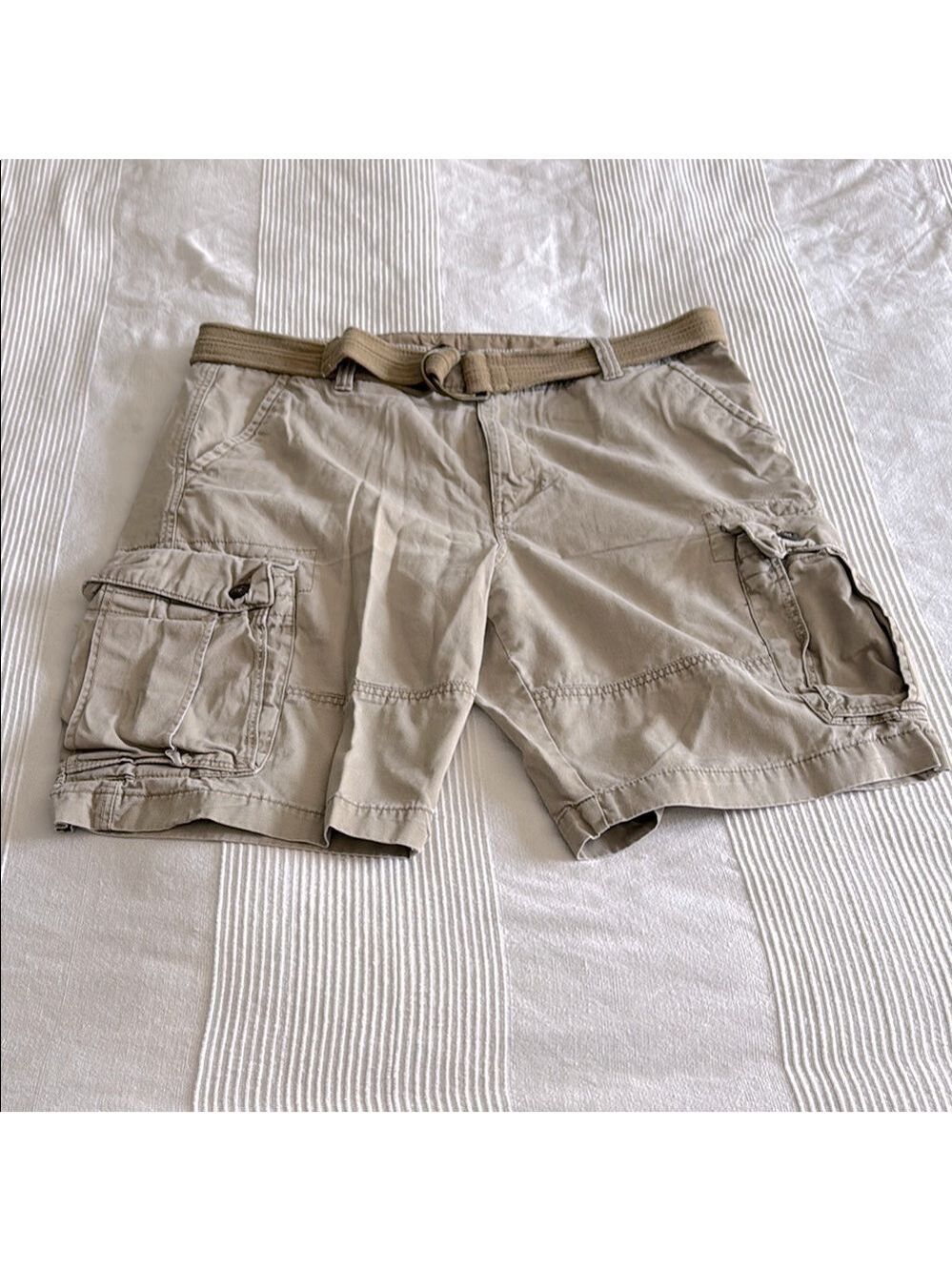 Old Navy Tan Cargo Shorts with Canvas Belt Size 36
